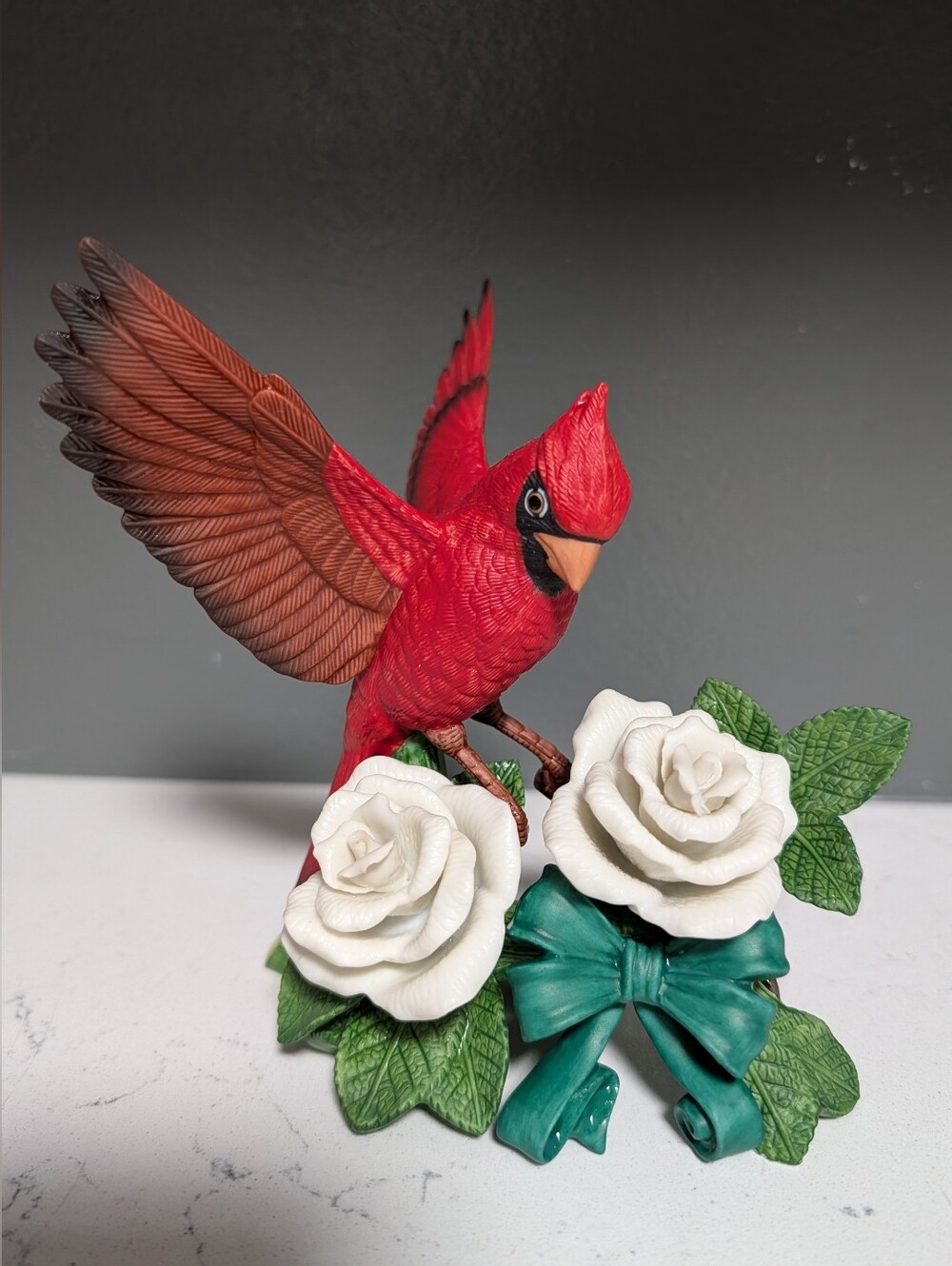 Lenox 2003 Christmas Cardinal Figurine White Roses Ribbon – Limited Edition